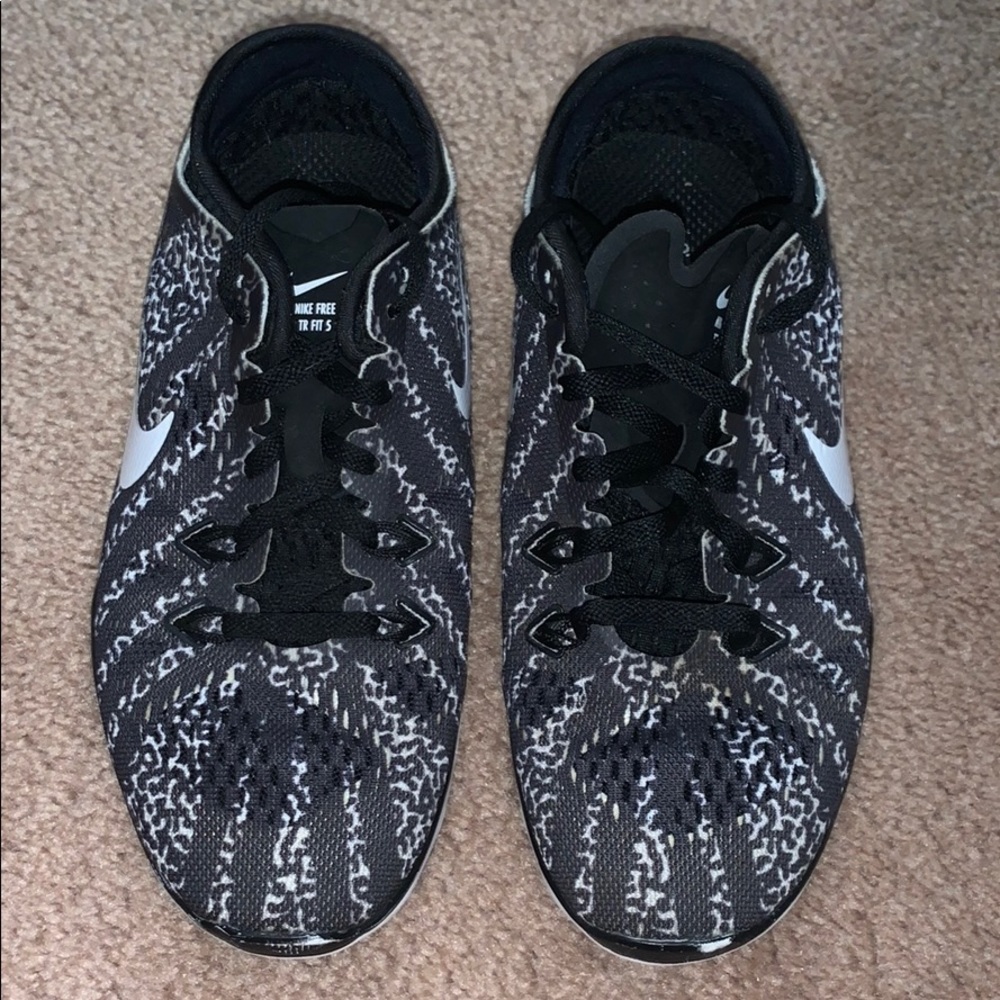 Nike tr